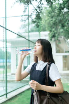 明星专题：周国贤